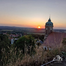 Sonnenuntergang an der Burg