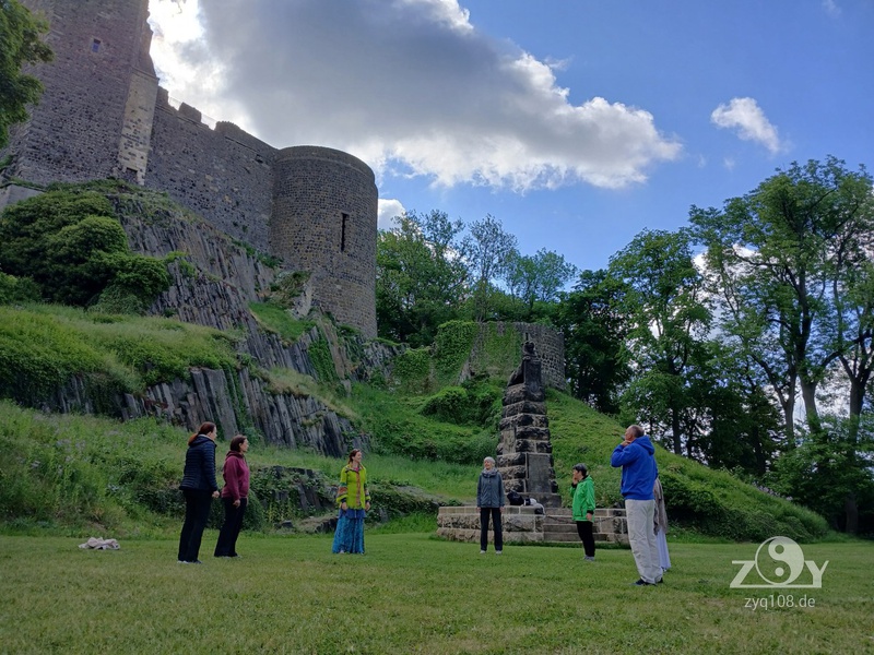 Übungsrunde an der Burg